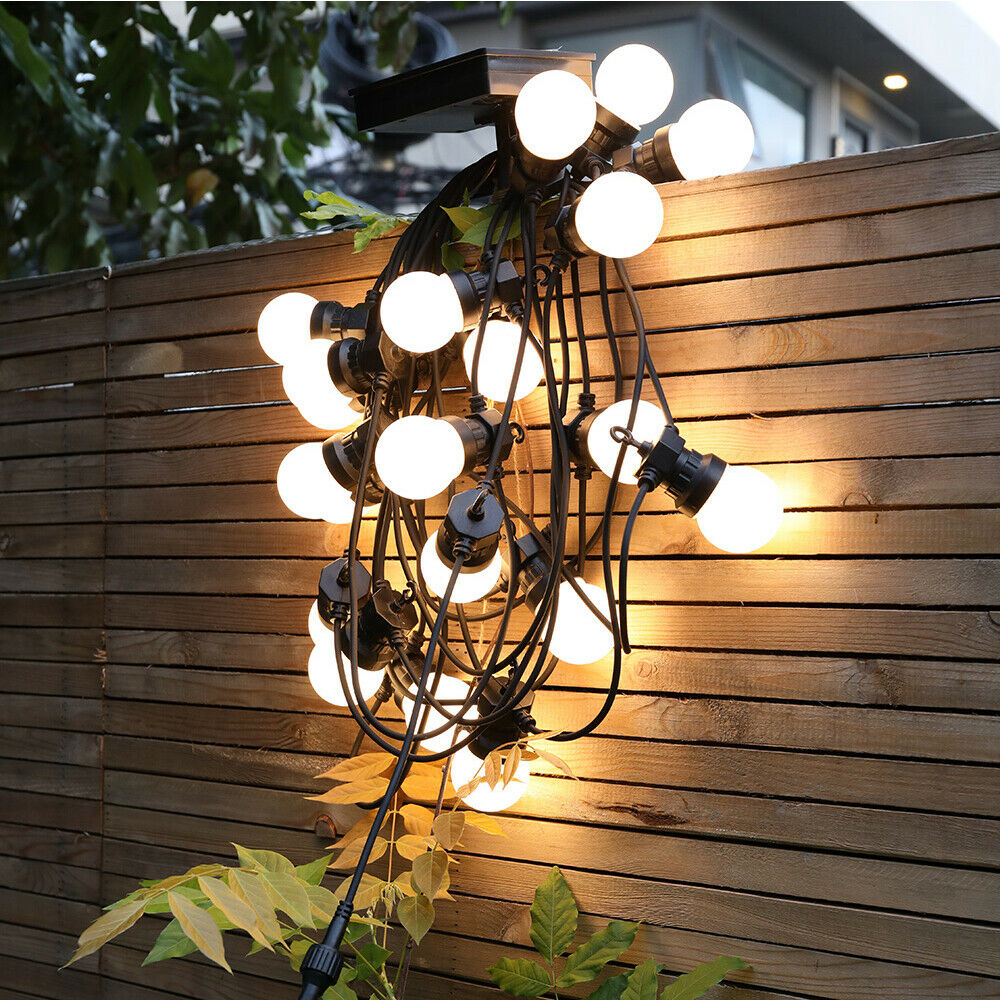 Guirlande de boules lumineuses Enchanting emmelee
