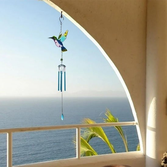 carillon colibri melodieux sur terrasse
