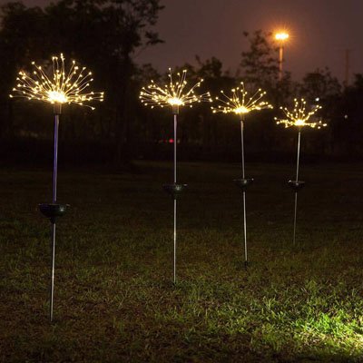 lampe solaire exterieur eco bright dans le parterre